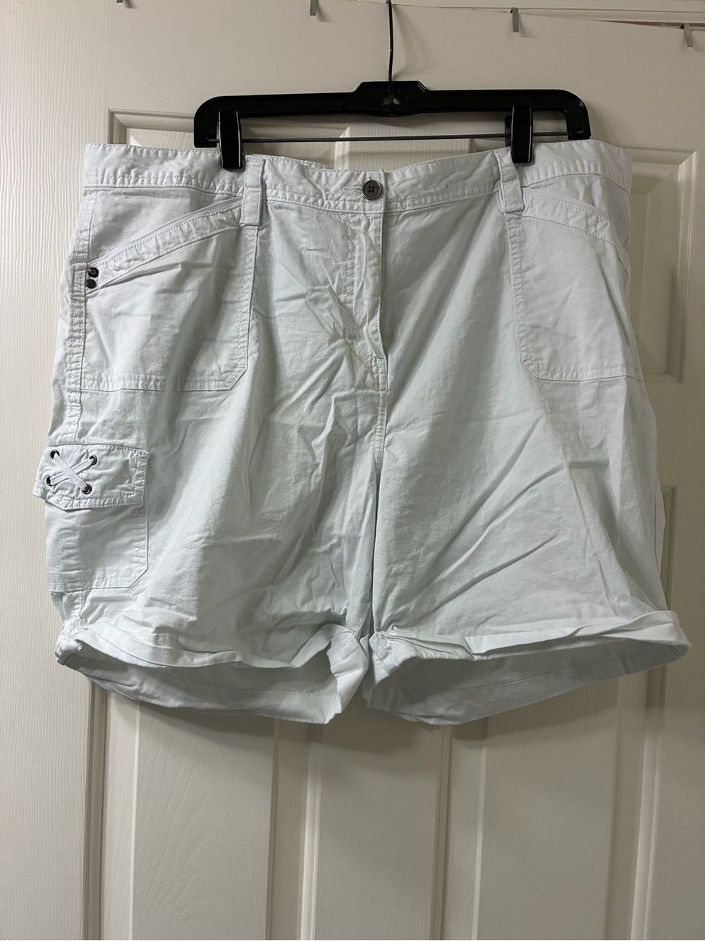 Light Blue Women’s Cargo Shorts with Side Pocket Detail